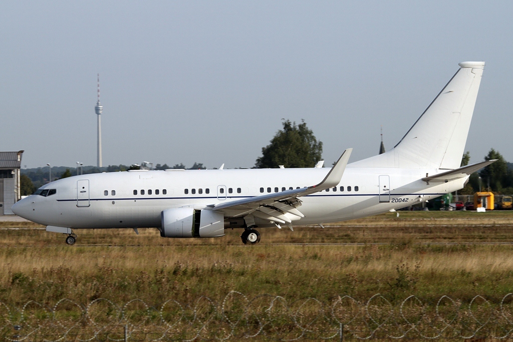 USA - Air Force Boeing C-40B Clipper 02-0042