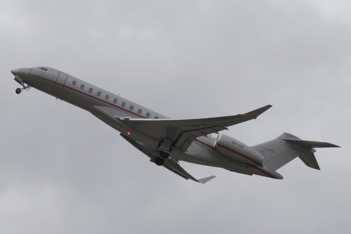 9H-VID      Bombardier Global 7500      VistaJet(Malta)