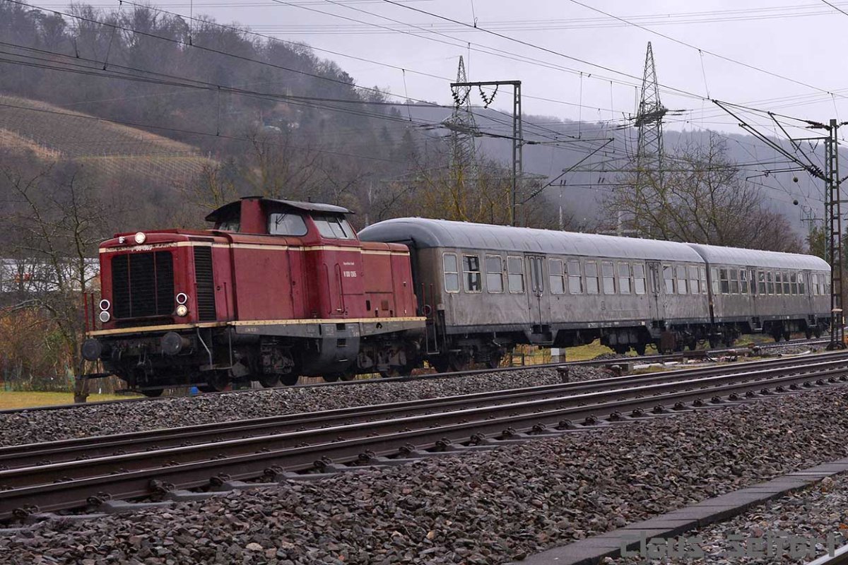V100 1365.jpg