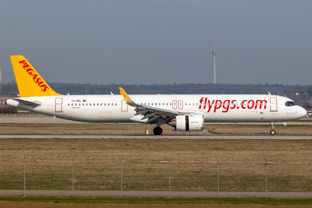 Pegasus Airlines / TC-RBL / Airbus A321-251NX