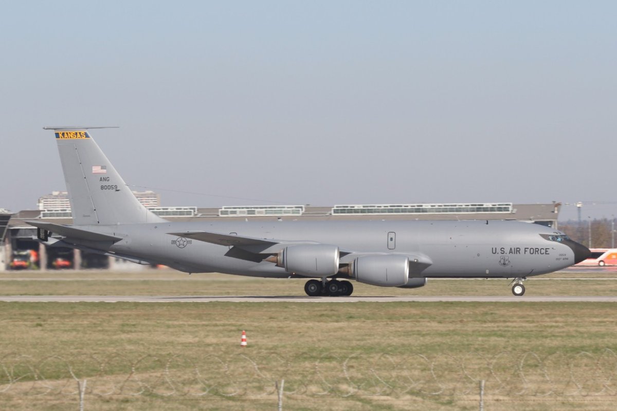 58-0059        KC-135R         KANSAS ANG