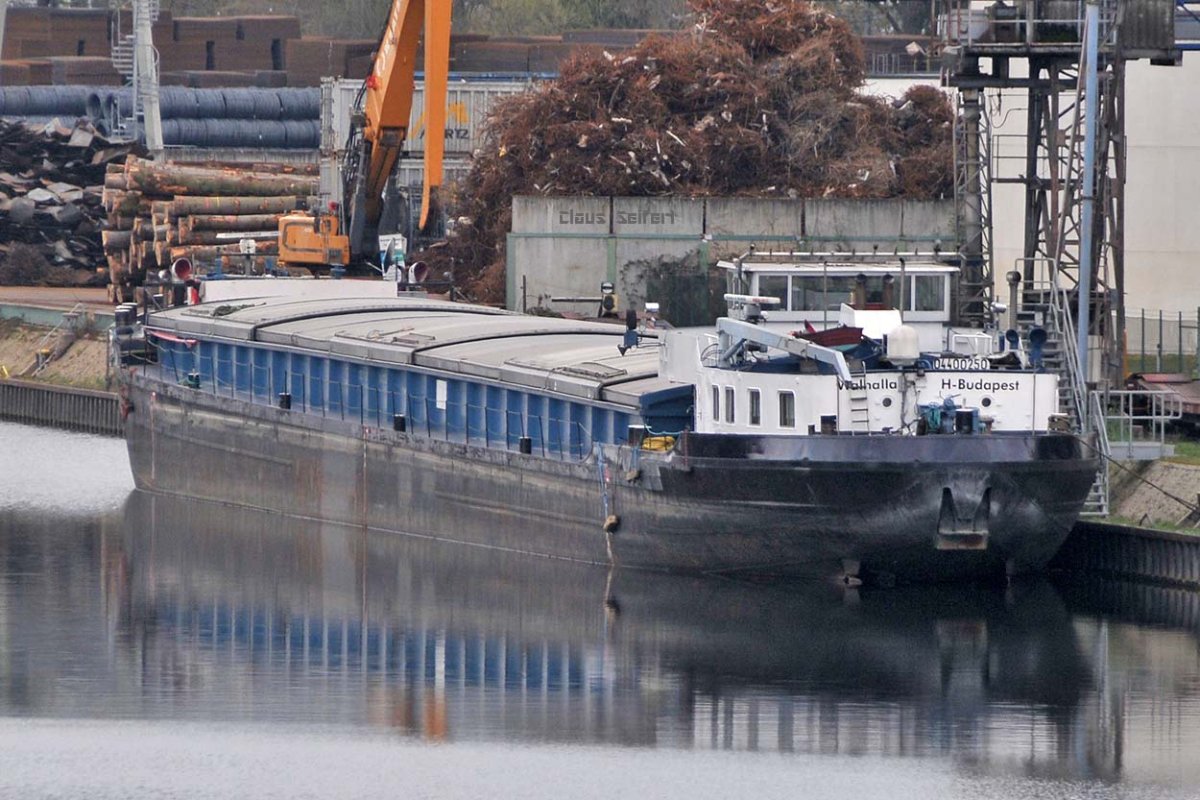 Walhalla (04400250).jpg