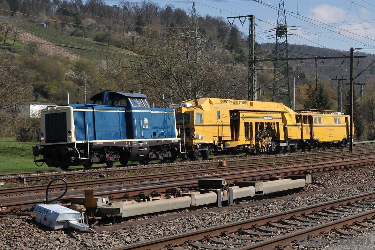 212 285-1.jpg