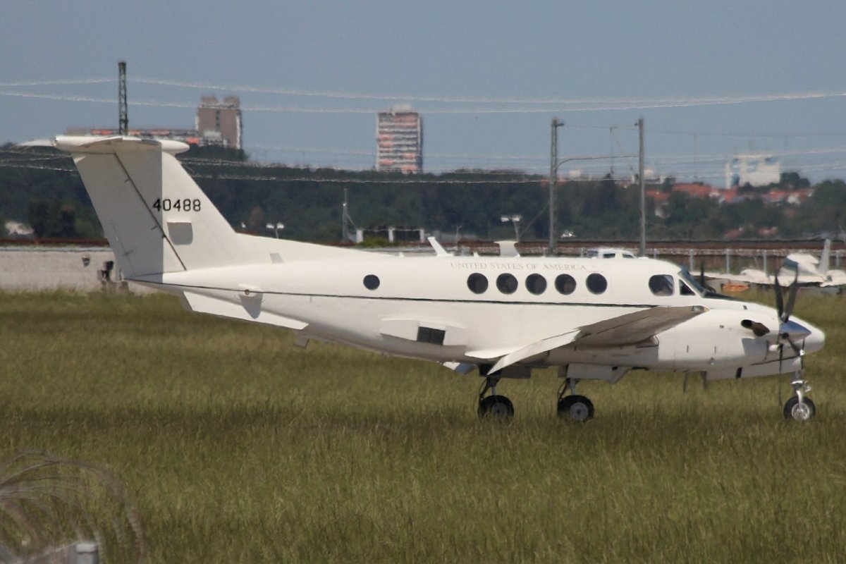 84-0488 C-12T3 US Army