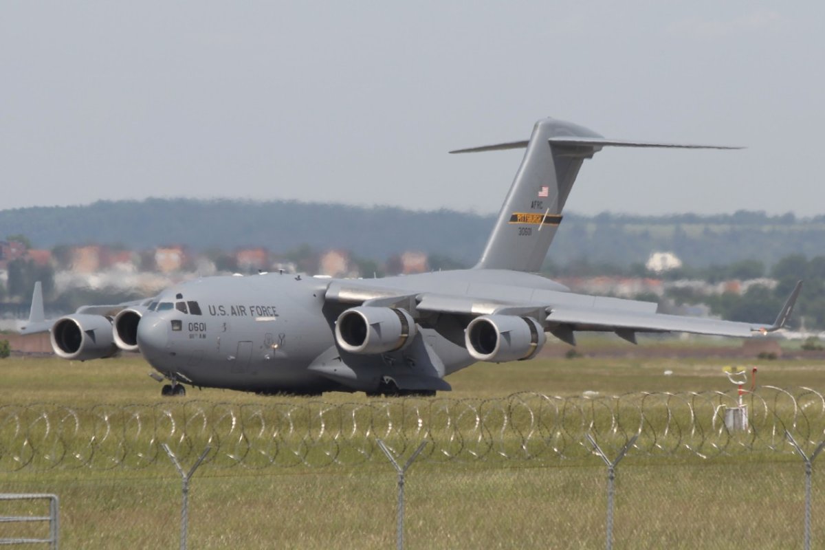 93-0601        C-17A          USAF