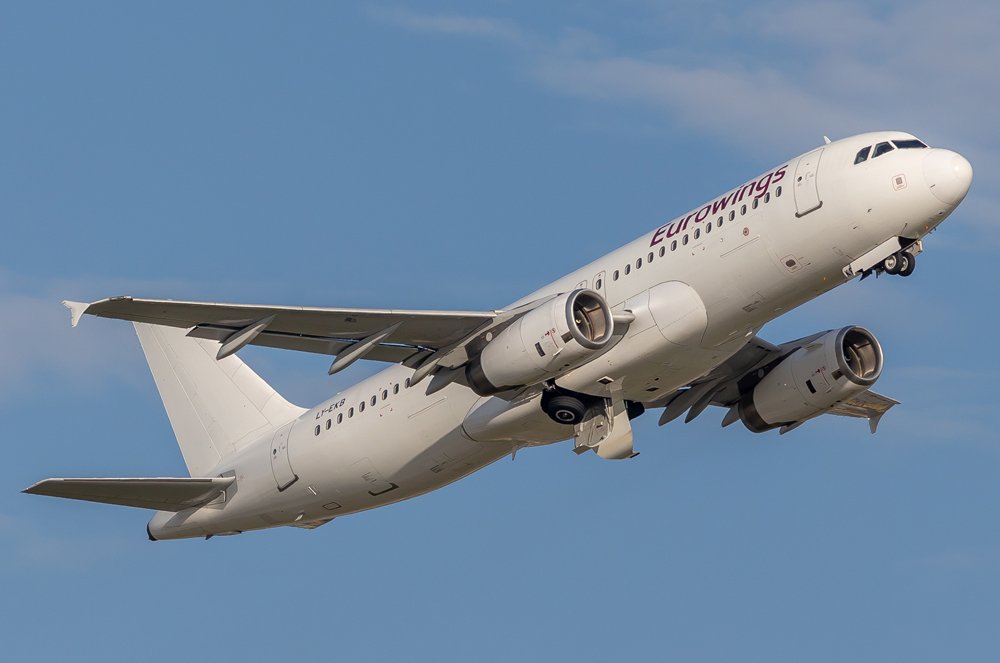Eurowings (GetJet Airlines) / LY-EKB / Airbus A320-232
