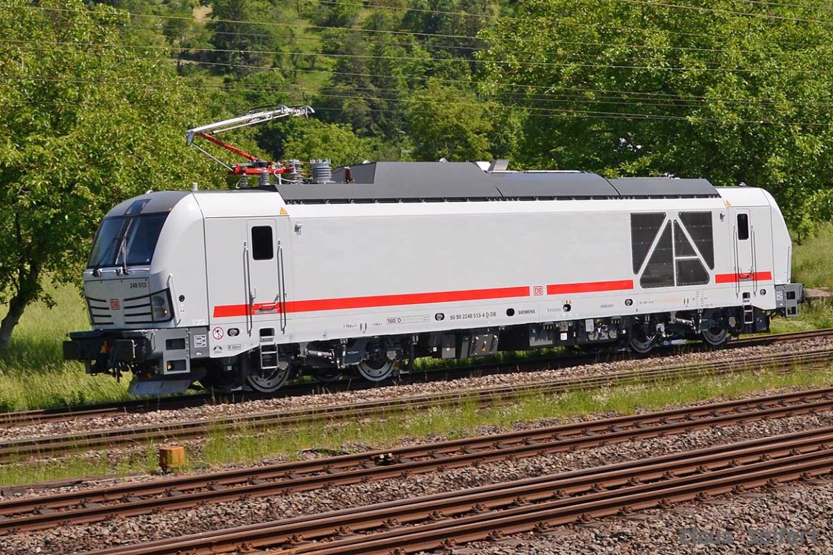 248 513-4.jpg