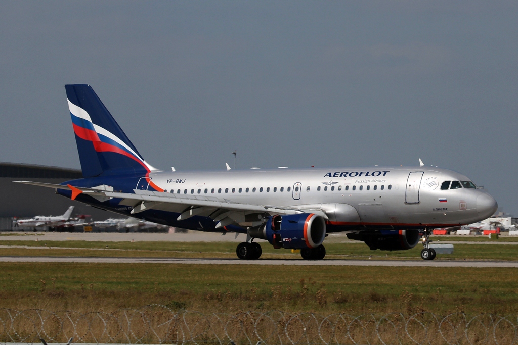 VP-BWJ  Airbus A319-111  Aeroflot.JPG