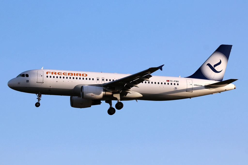 TC-FBO  Airbus A320-214  Freebird Airlines.JPG