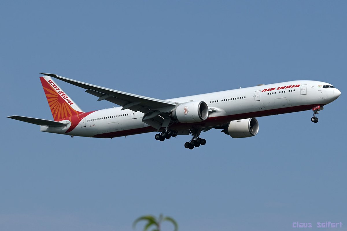 VT-AEQ.jpg