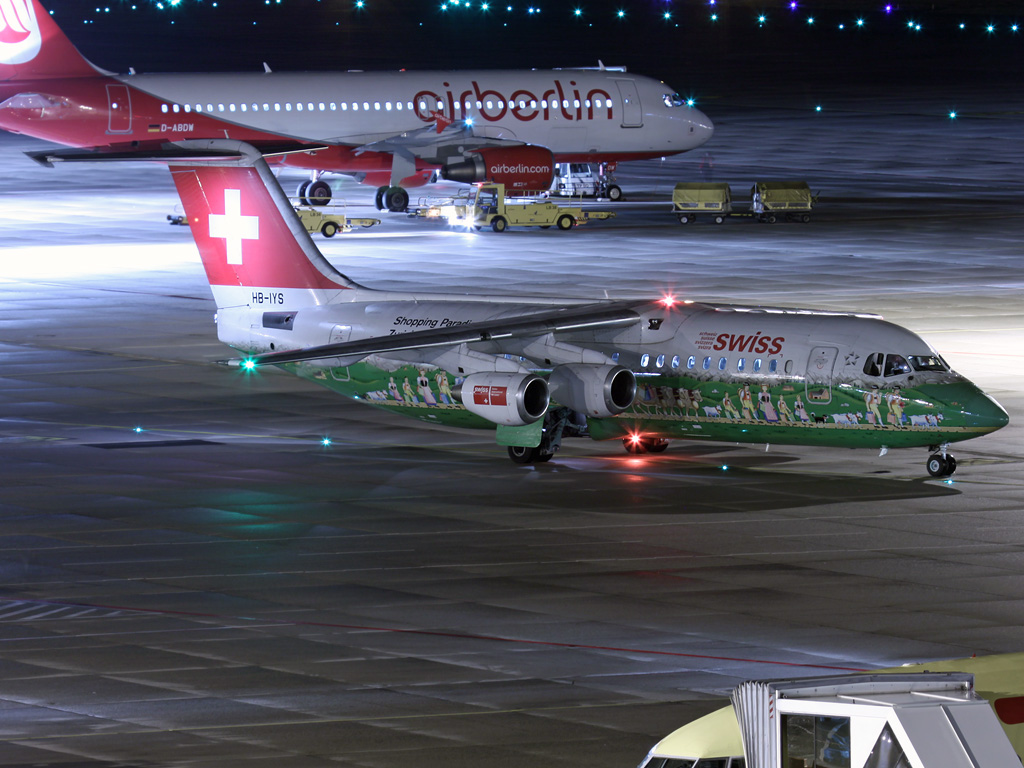 HB-IYS.jpg