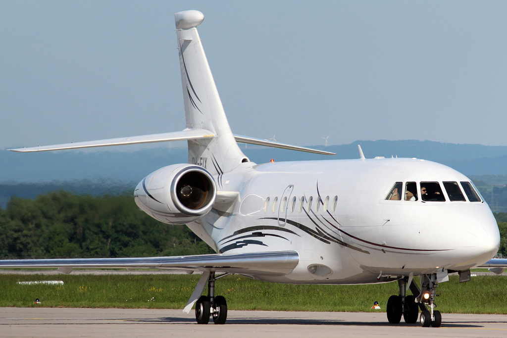 Dassault Falcon 2000 OH-FIX