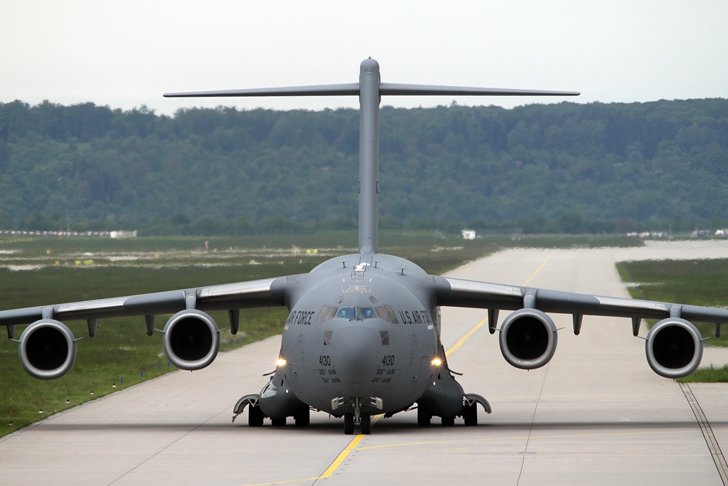 USA - Air Force Boeing C-17A Globemaster III 04-4130