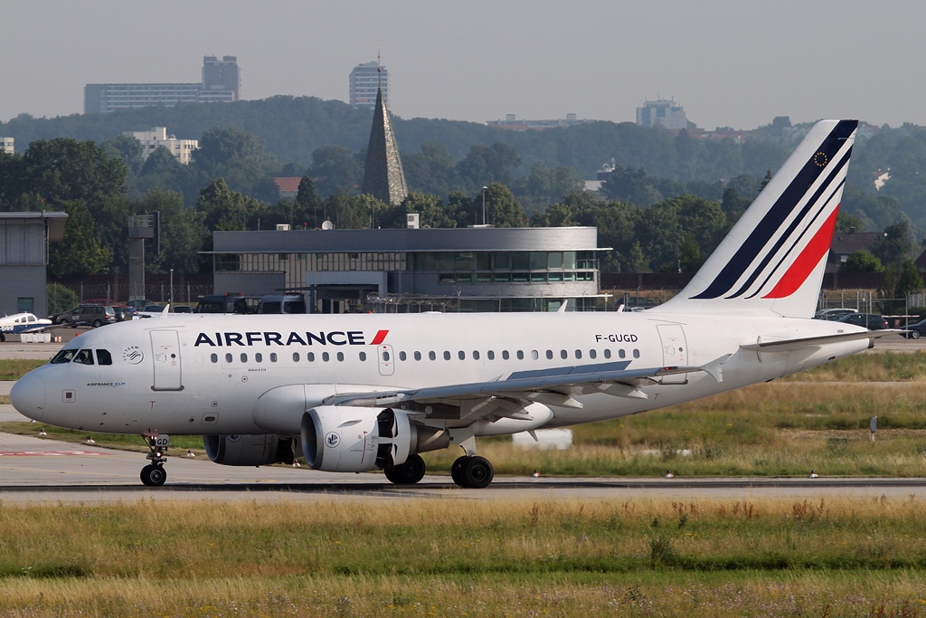 Air France Airbus A318-111 F-GUGD